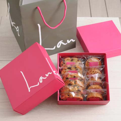GIFT BOX