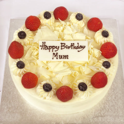 Strawberry Cake • Round