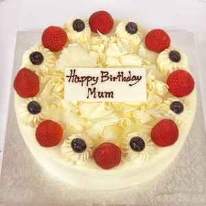 Strawberry Cake • Round